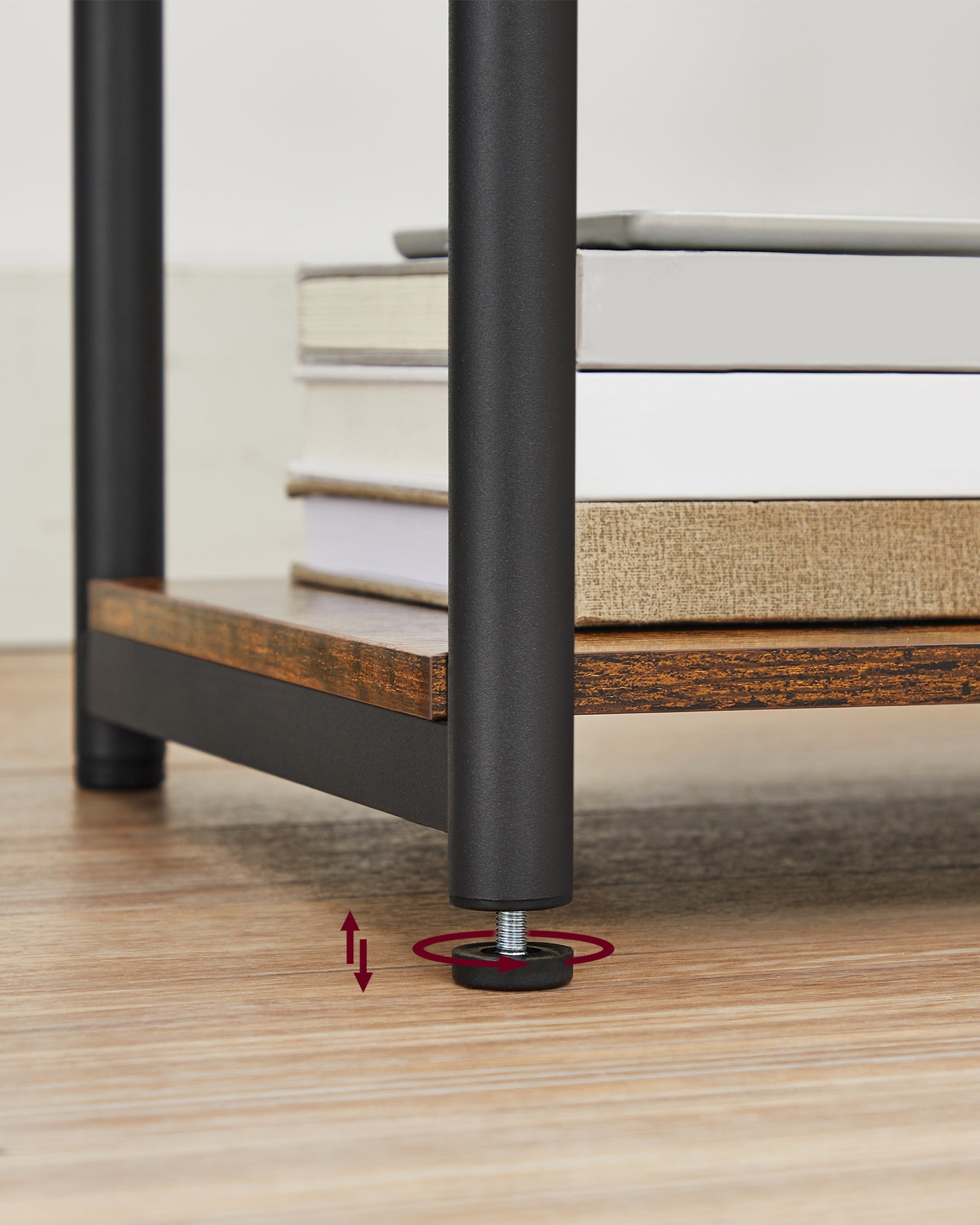 Pomoćni sto sa utičnicom Edge – tamni dekor drveta