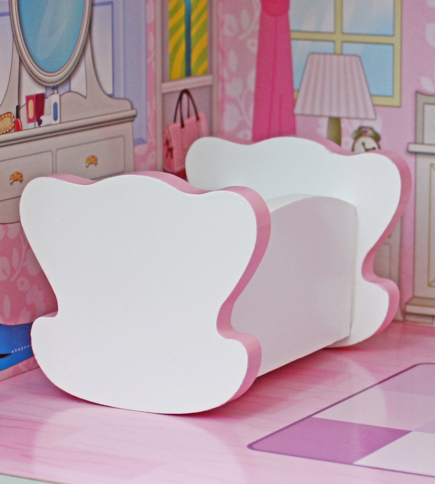 DREVENA KUĆICA ZA LUTKE BARBIE SA NAMJEŠTAJEM