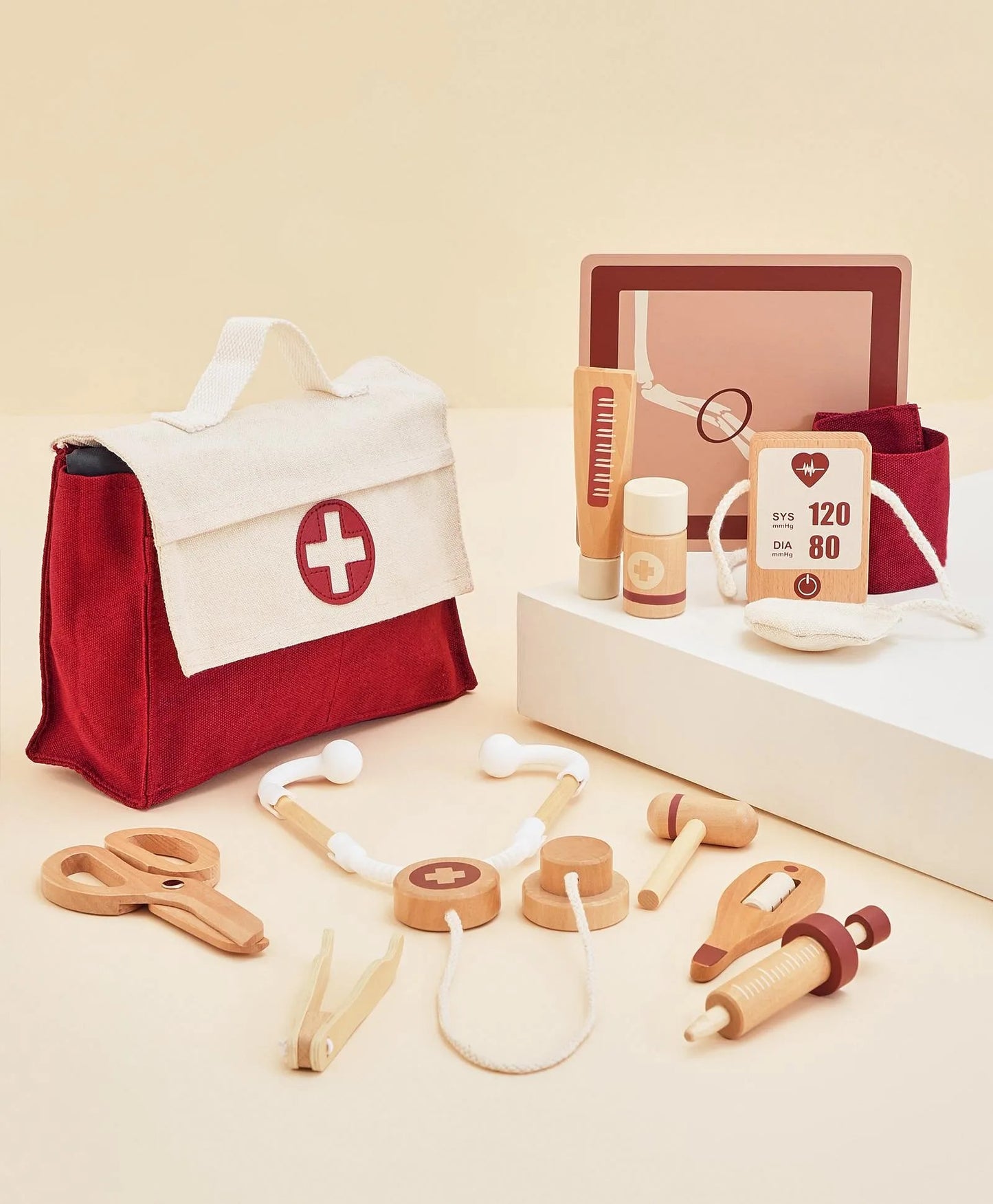 DRVENI DOKTORSKI SET ZA DJECU